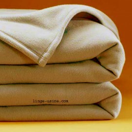 COUVERTURE POLAIRE 220 X 240  TAUPE 350 gr norme ISO